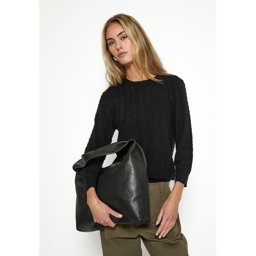 PCRosy 3/4 Sleeve Pullover black