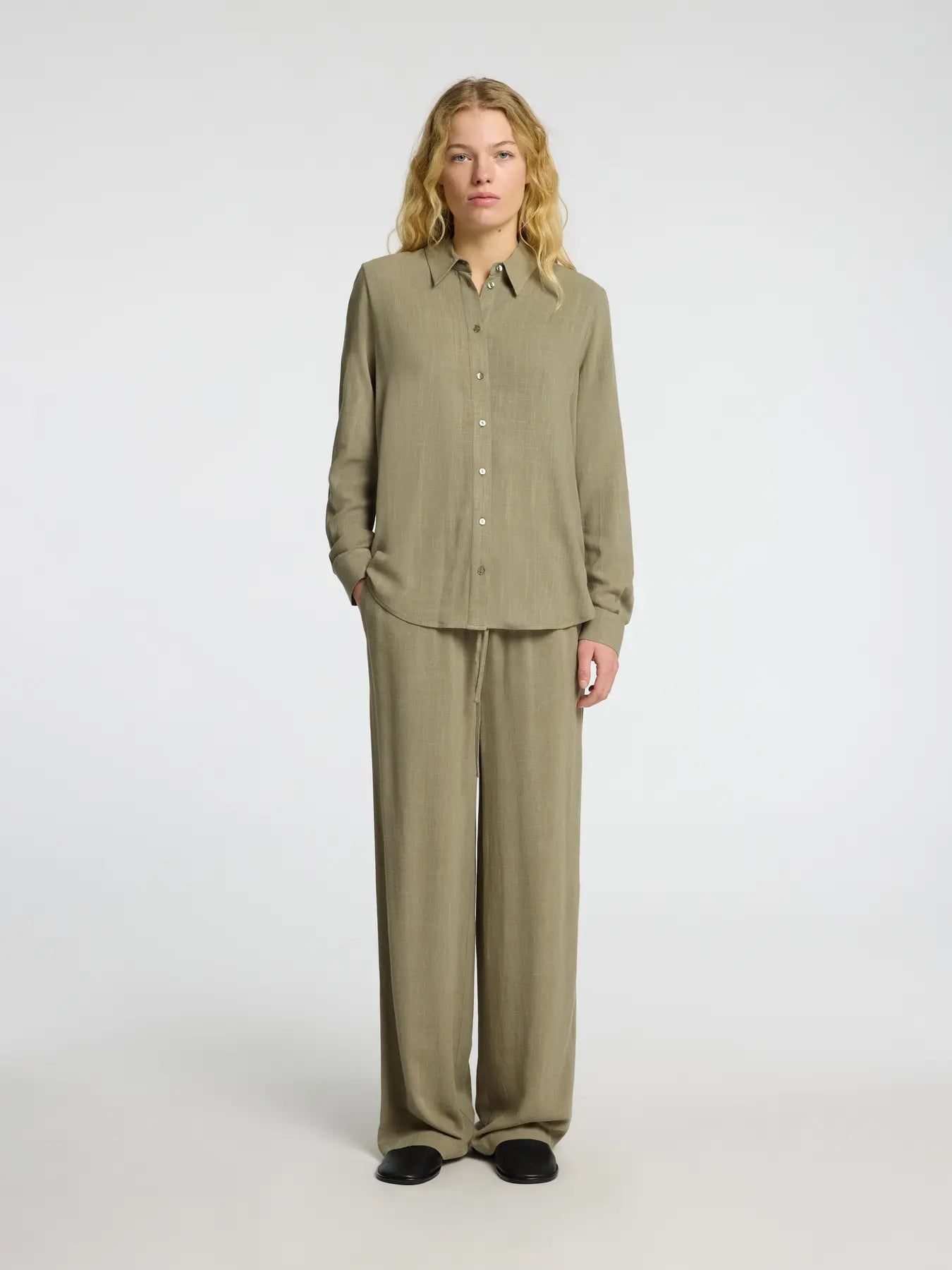 Viva-Gulia Long Sun Pants Vetiver