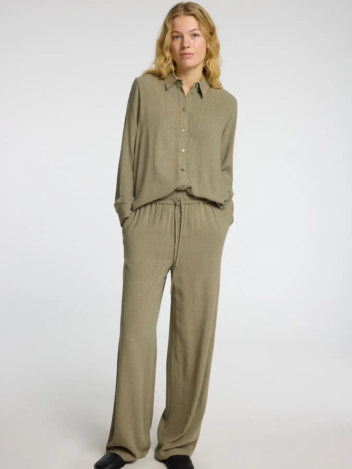 Viva-Gulia Long Sun Pants Vetiver