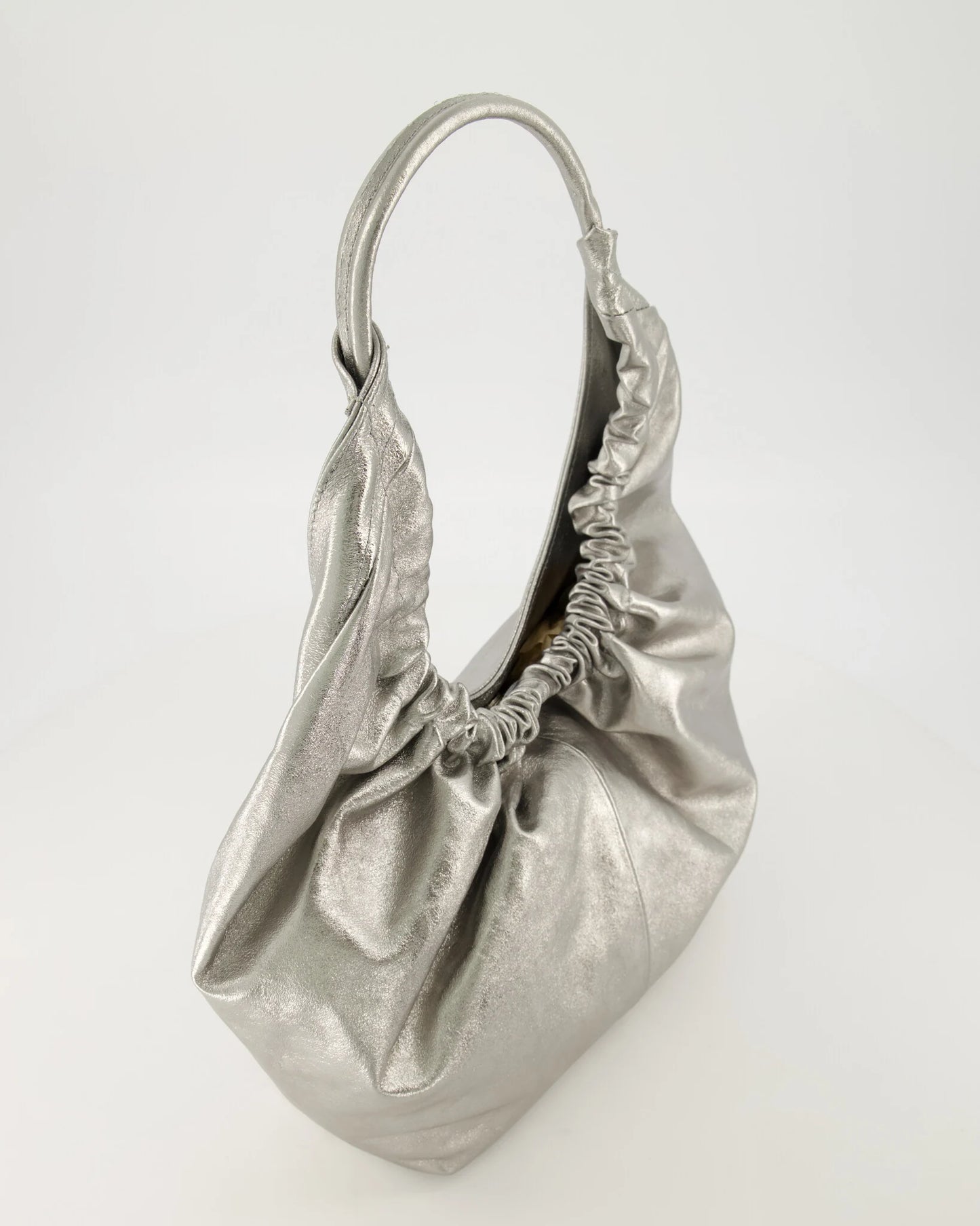 Tas Leonora Sauvage Metallic Zilver