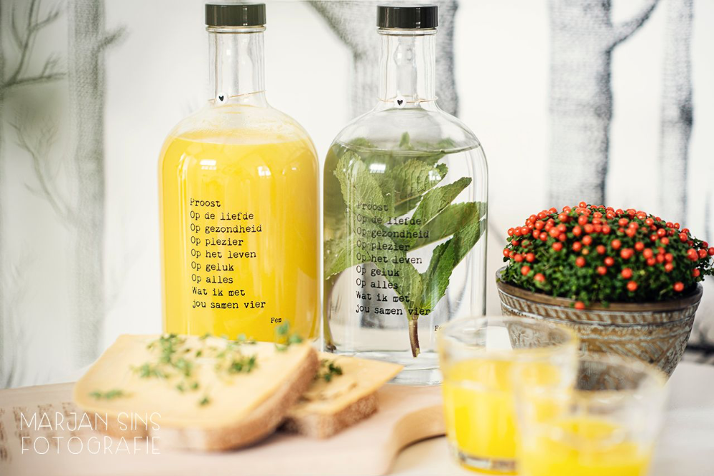 Papierpleziertjes Glazen fles met tekst