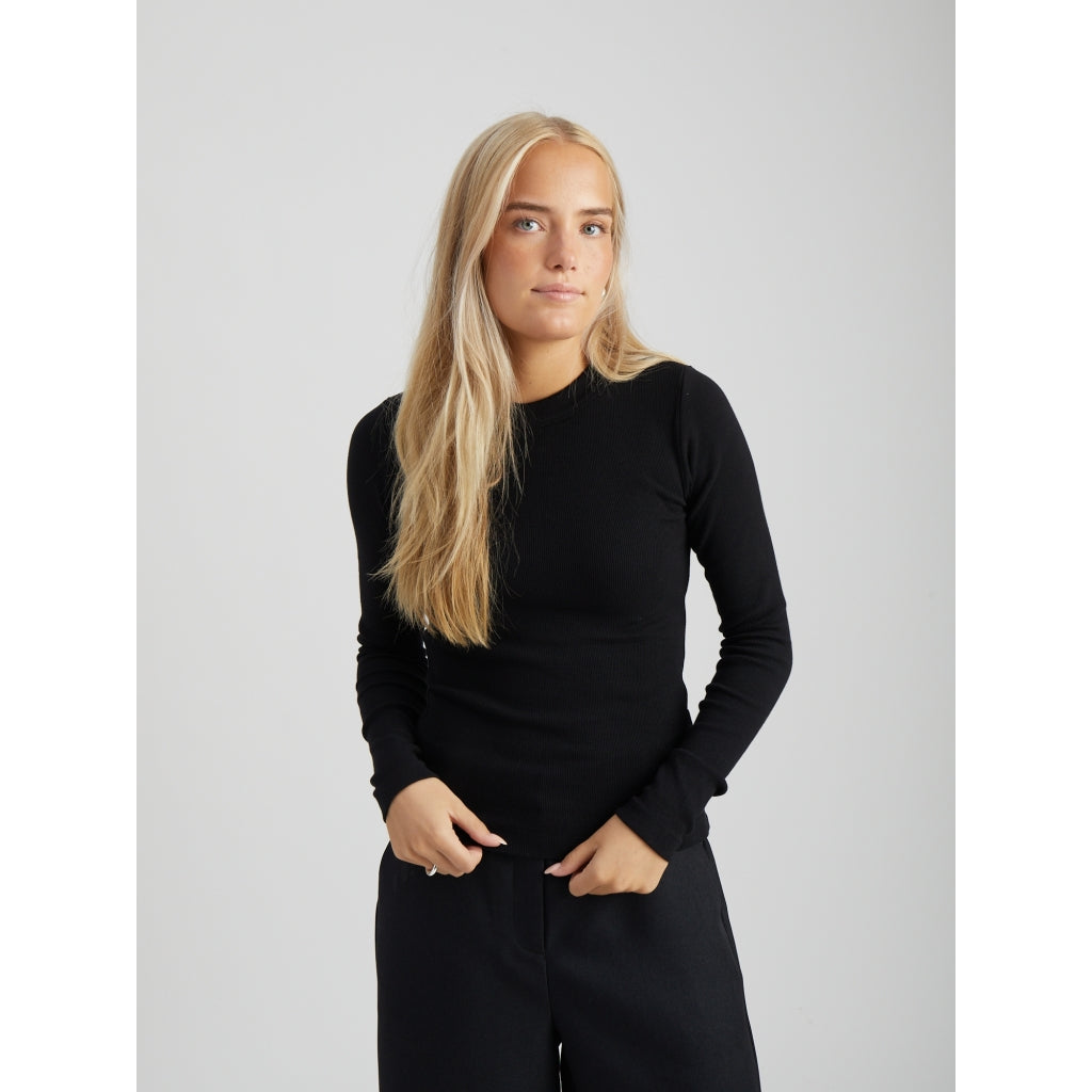 PC Phoebe GOTS Long Sleeve Top black
