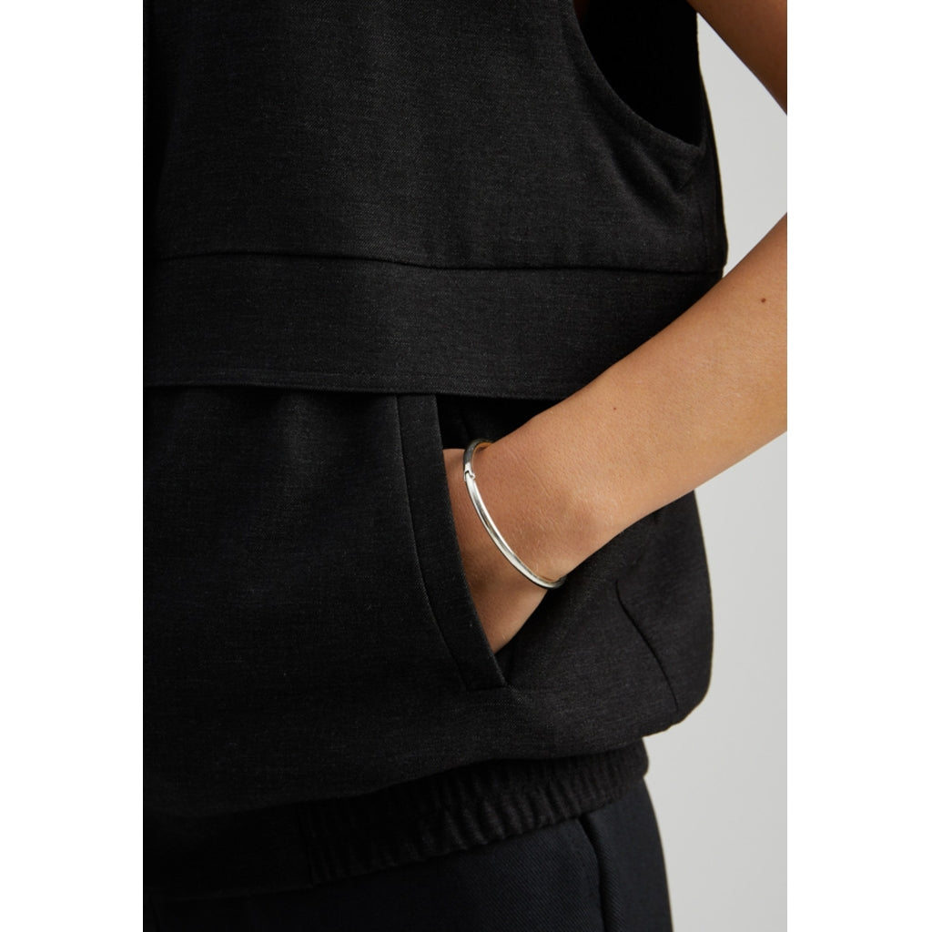 PC Tosca Vest black mel