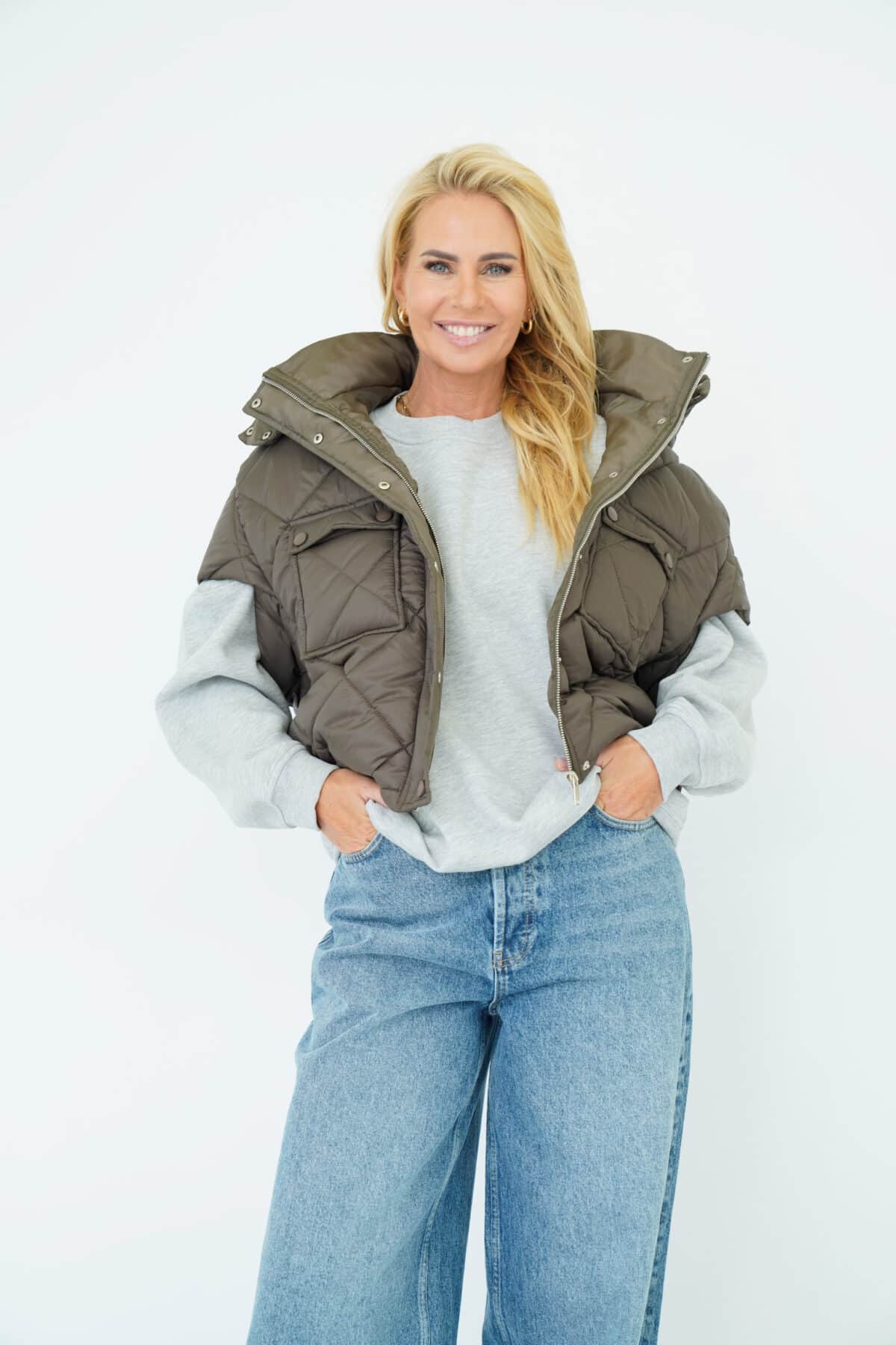 Est’Seven Nara Cape army green