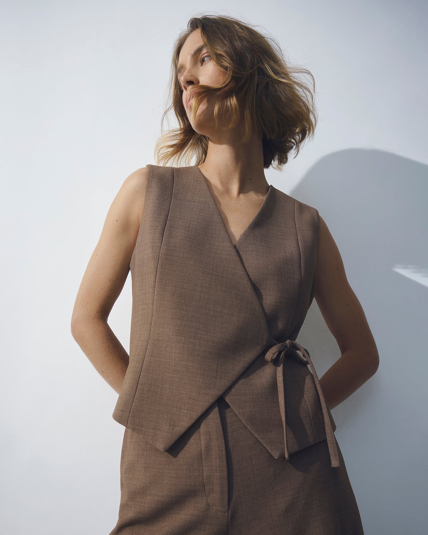 MSCHDarina Waistcoat mount trail