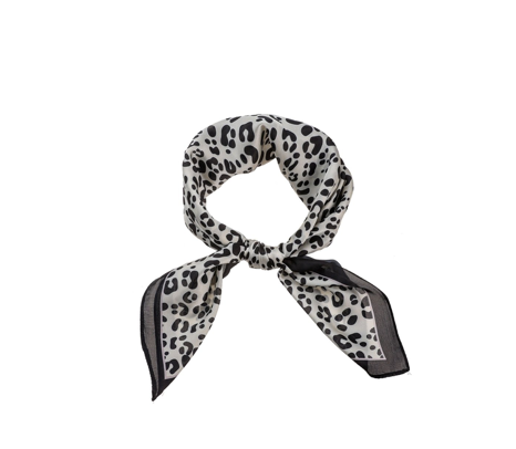 Day&Eve  Leopard Scarf- black